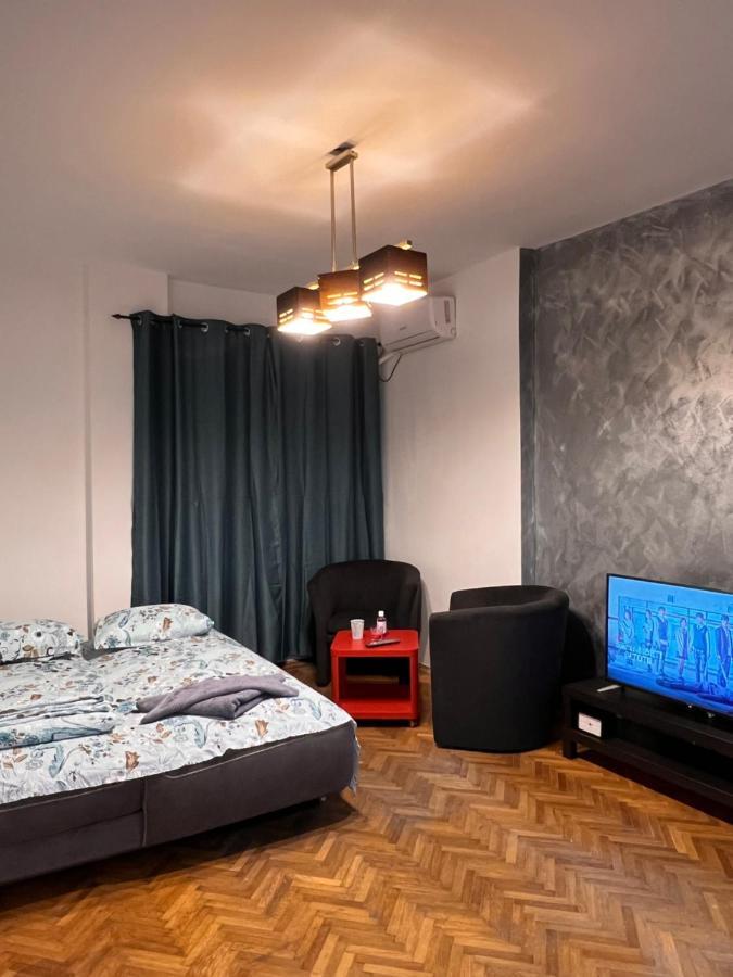 Emi Apartaments Bukarest Exteriör bild
