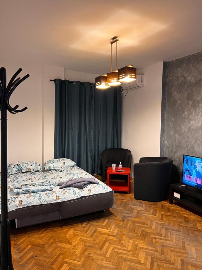 Emi Apartaments Bukarest Exteriör bild